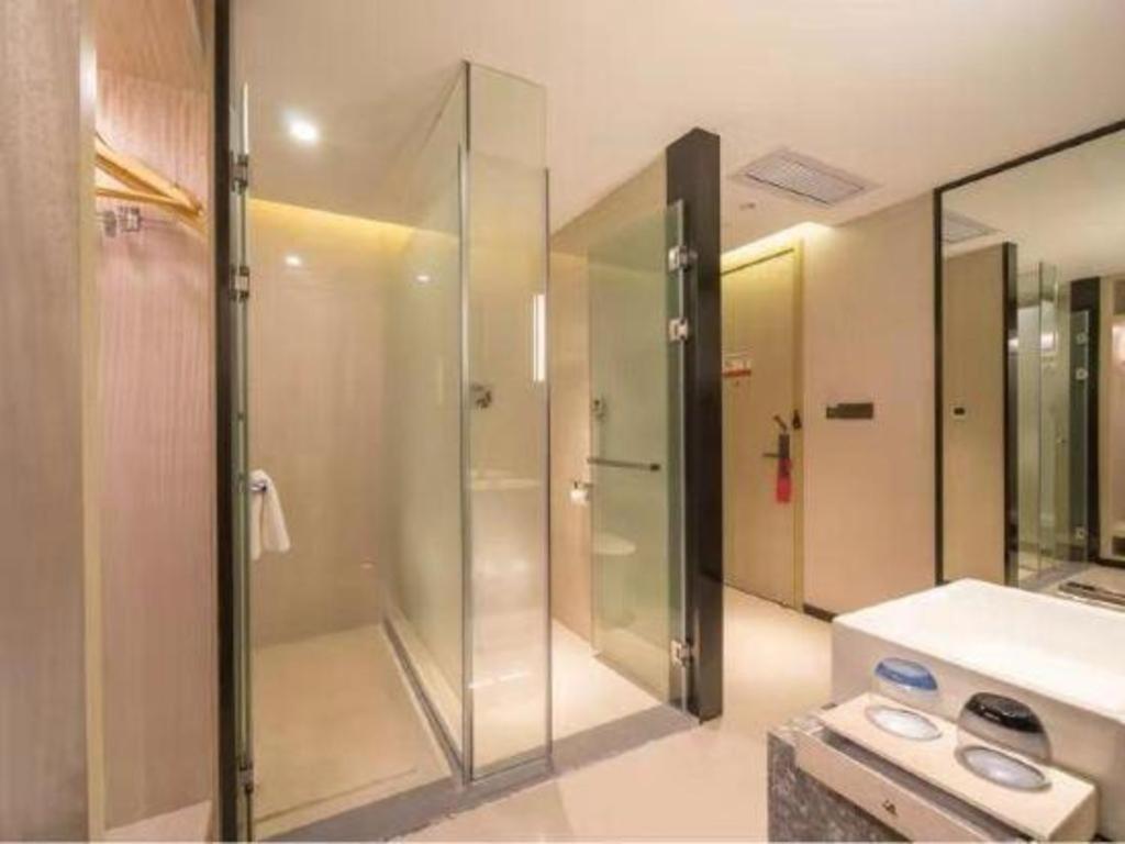 Echarm Hotel Yangjiang Baili Plaza Ngoại thất bức ảnh