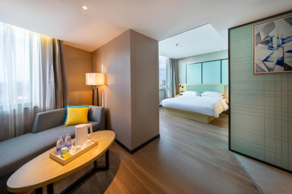 Echarm Hotel Yangjiang Baili Plaza Ngoại thất bức ảnh