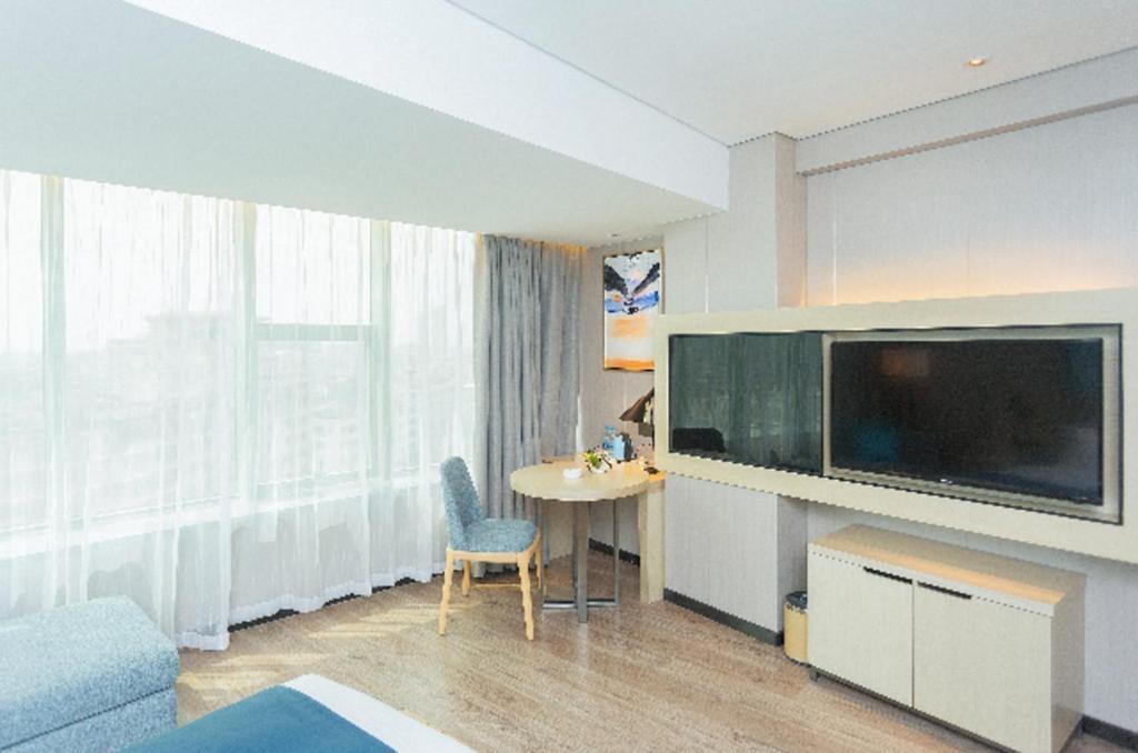 Echarm Hotel Yangjiang Baili Plaza Ngoại thất bức ảnh